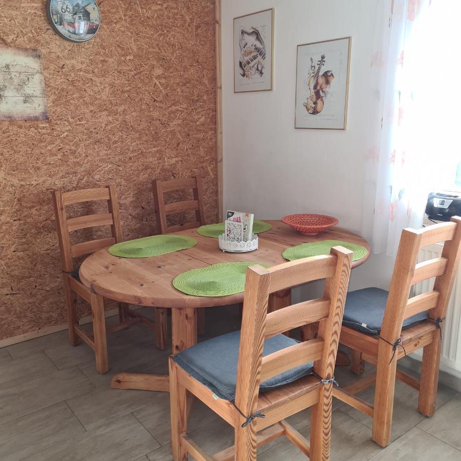 Apartament Marienstrasse Neukirchen vorm Wald Zewnętrze zdjęcie